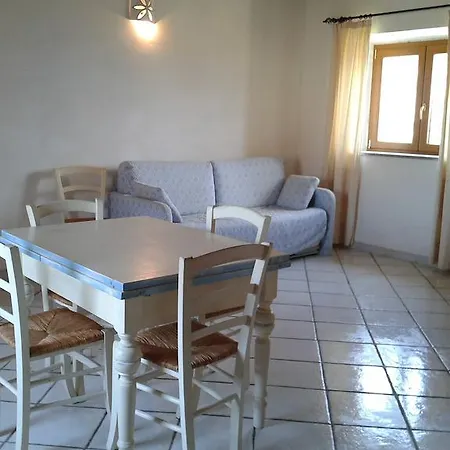 Daire La Maddalena Apartment *