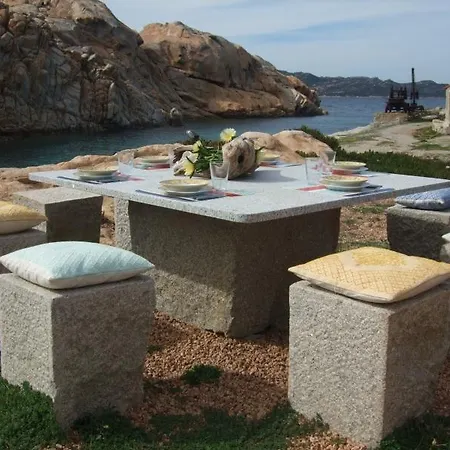 La Maddalena Apartment *